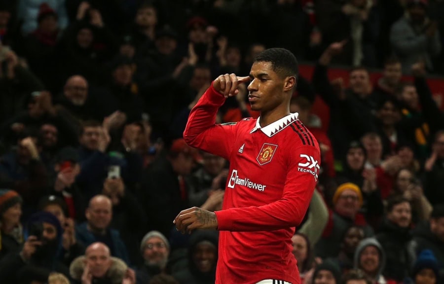 Carabao Cup: Manchester United beat Charlton to reach the semis