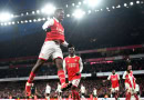 Arsenal defeated Manchester United to take control of the Premier League