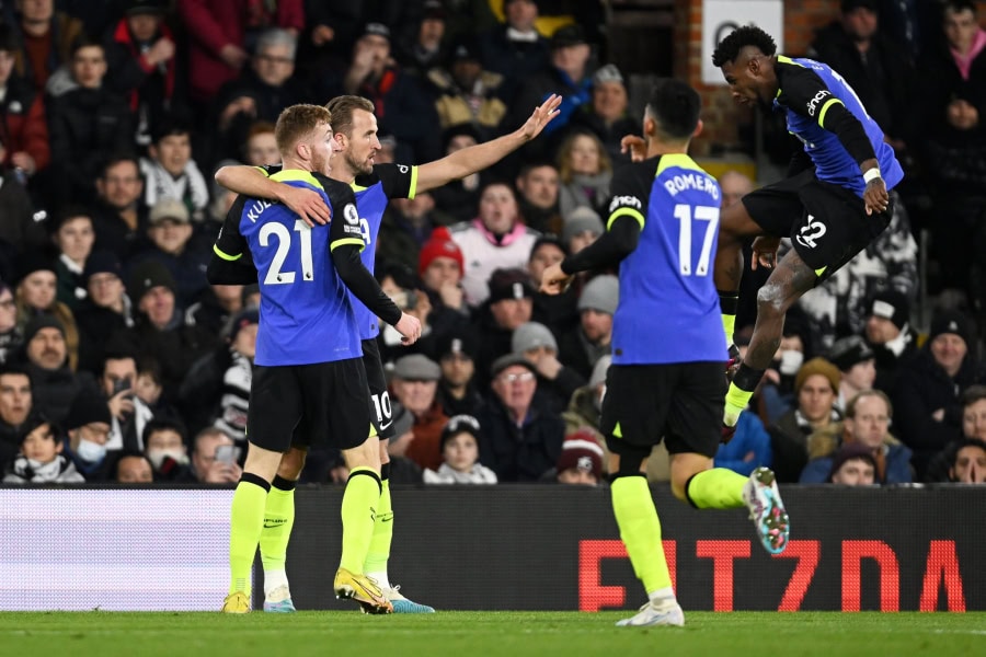 Record-breaking Kane carries Tottenham past Fulham for a needed win