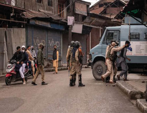 Indian Police Arrest 10 Kashmiri People On False Charges Pakistan Observer