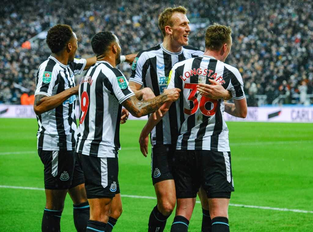 Newcastle United celebrate a goal in the Carbao Cup