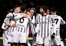 Vlahovic celebrates with his Juventus teammates against Salernitana