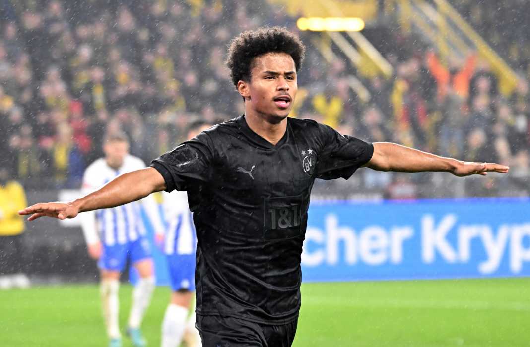 Karim Adyemi scores for Borussia Dortmund against Hertha Berlin