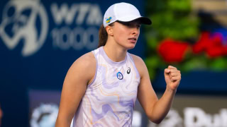 Iga Swiatek defeated Coco Gauff to reach the final of the Dubai Open