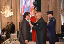 Jahangir Khan recieves his Nishan-e-Imtiaz