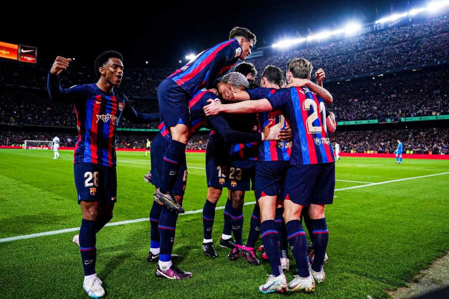 Barcelona celebrate beating Real Madrid in La Liga