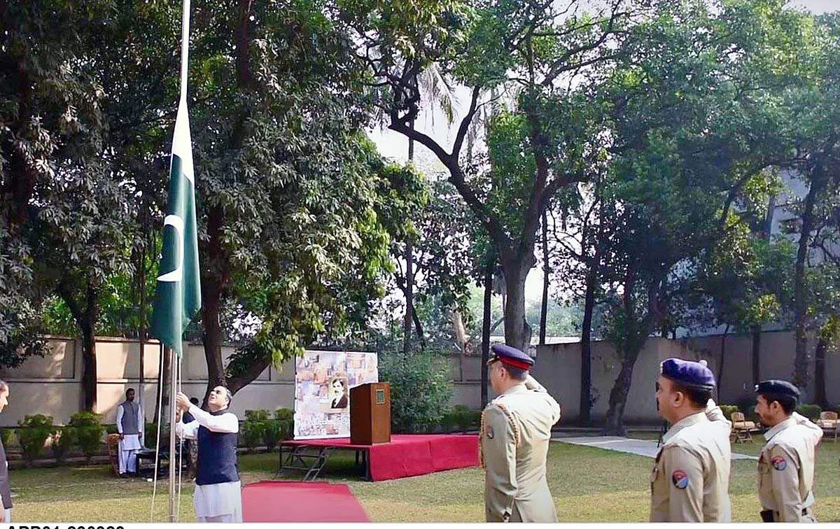 Flag Hoisting Ceremony On Pakistan Day Pakistan Observer 7475