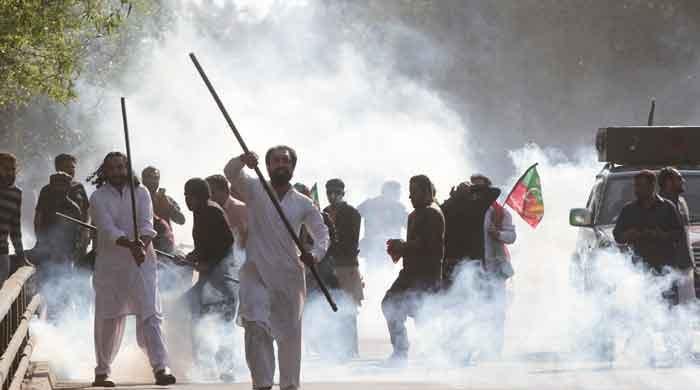 Imran Khan returns after attendance as chaos ensued ahead of Toshakhana hearing