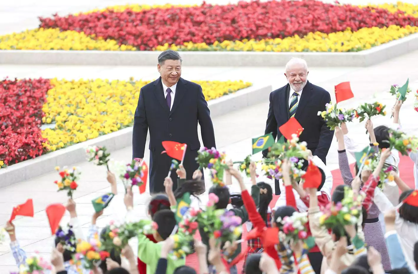 China, Brazil pledge better future as President Xi welcomes, holds ...