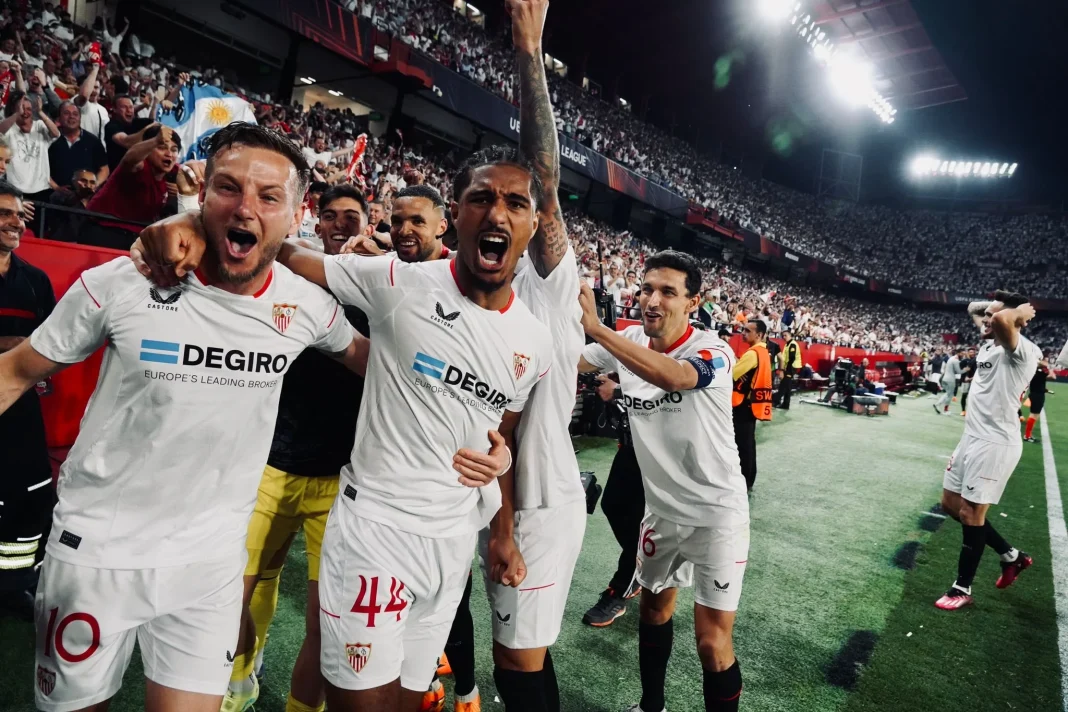 Sevilla celebrate beating Manchester United