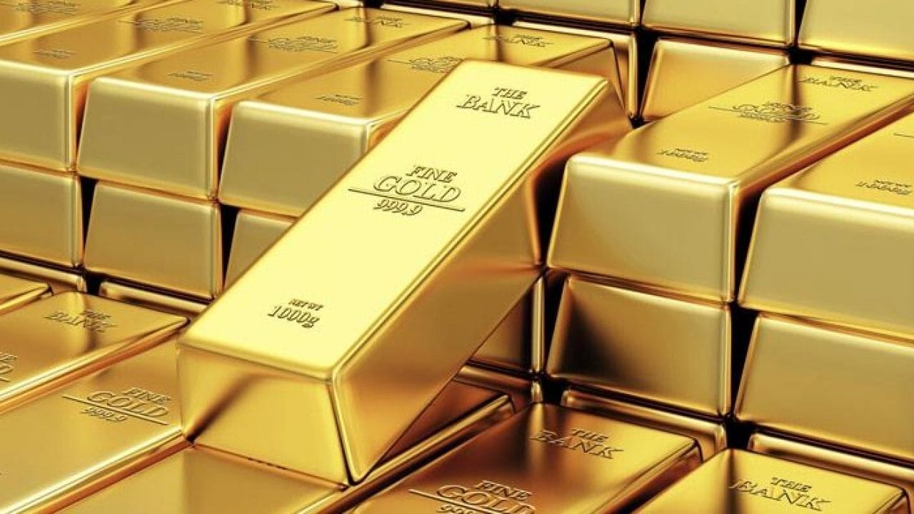 Gold prices up by Rs 2,700 per tola - Pakistan Observer