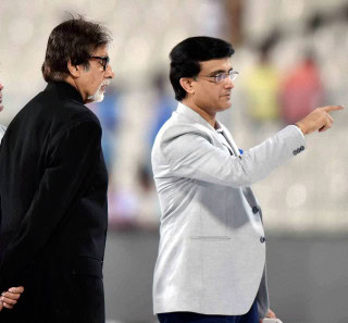 Amitabh Bachchan with Ganguly