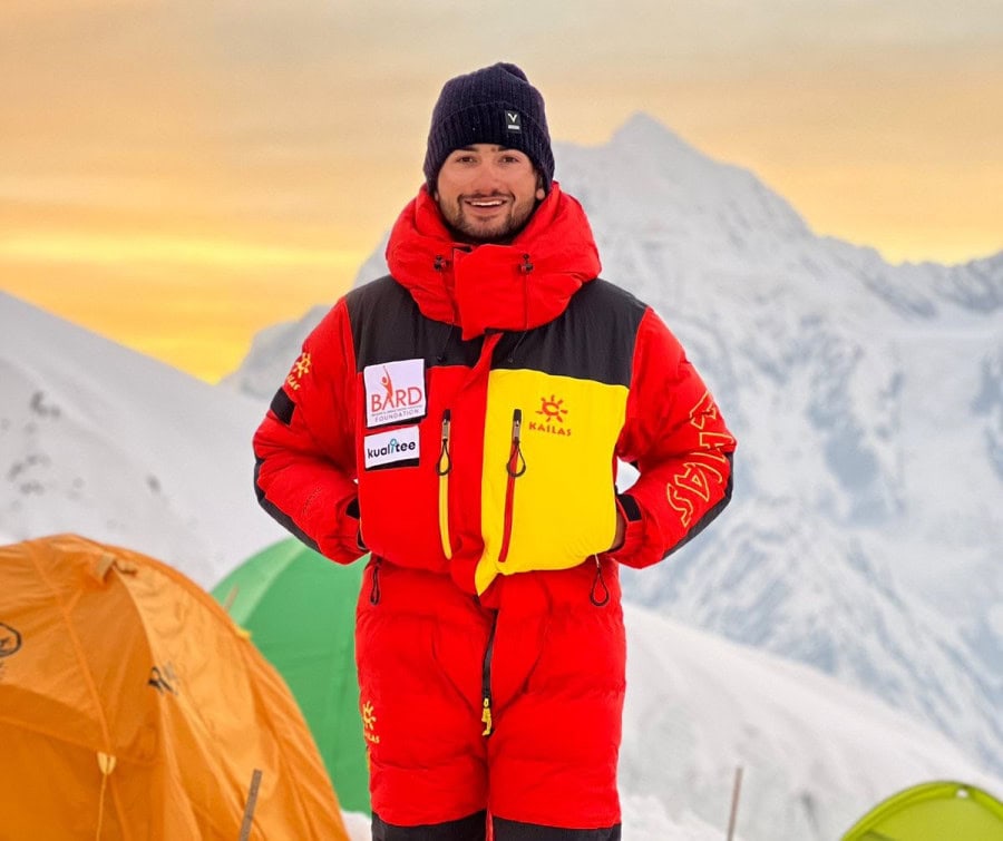 Shehroze Kashif poses before climbing Dhaulagiri-I