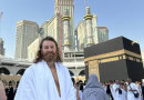 Sami Zayn in front of Kaaba.