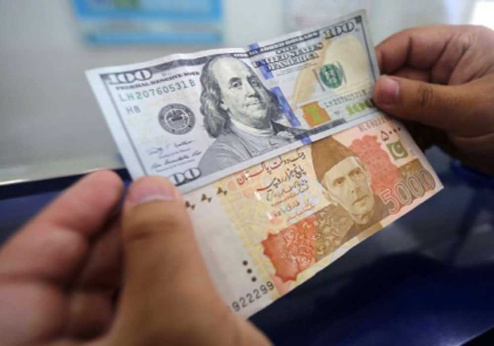 In a shock, US Dollar falls to Rs 76 against Pakistani Rupee on