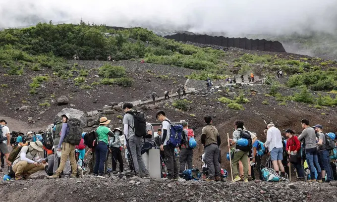 Japan’s Mount Fuji ‘screaming’ from too many tourists - Pakistan Observer