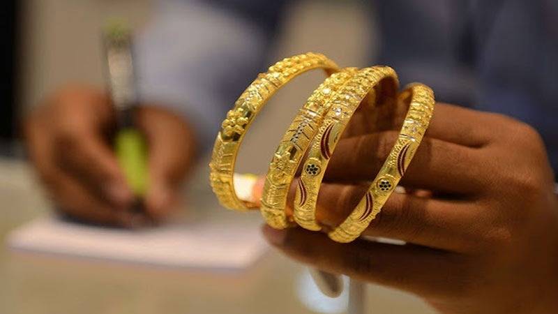 Gold price in Pakistan goes down in line with global trend; Check latest rates here