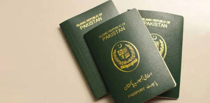 Passport renewal fee for overseas Pakistanis in Canada November 2023
