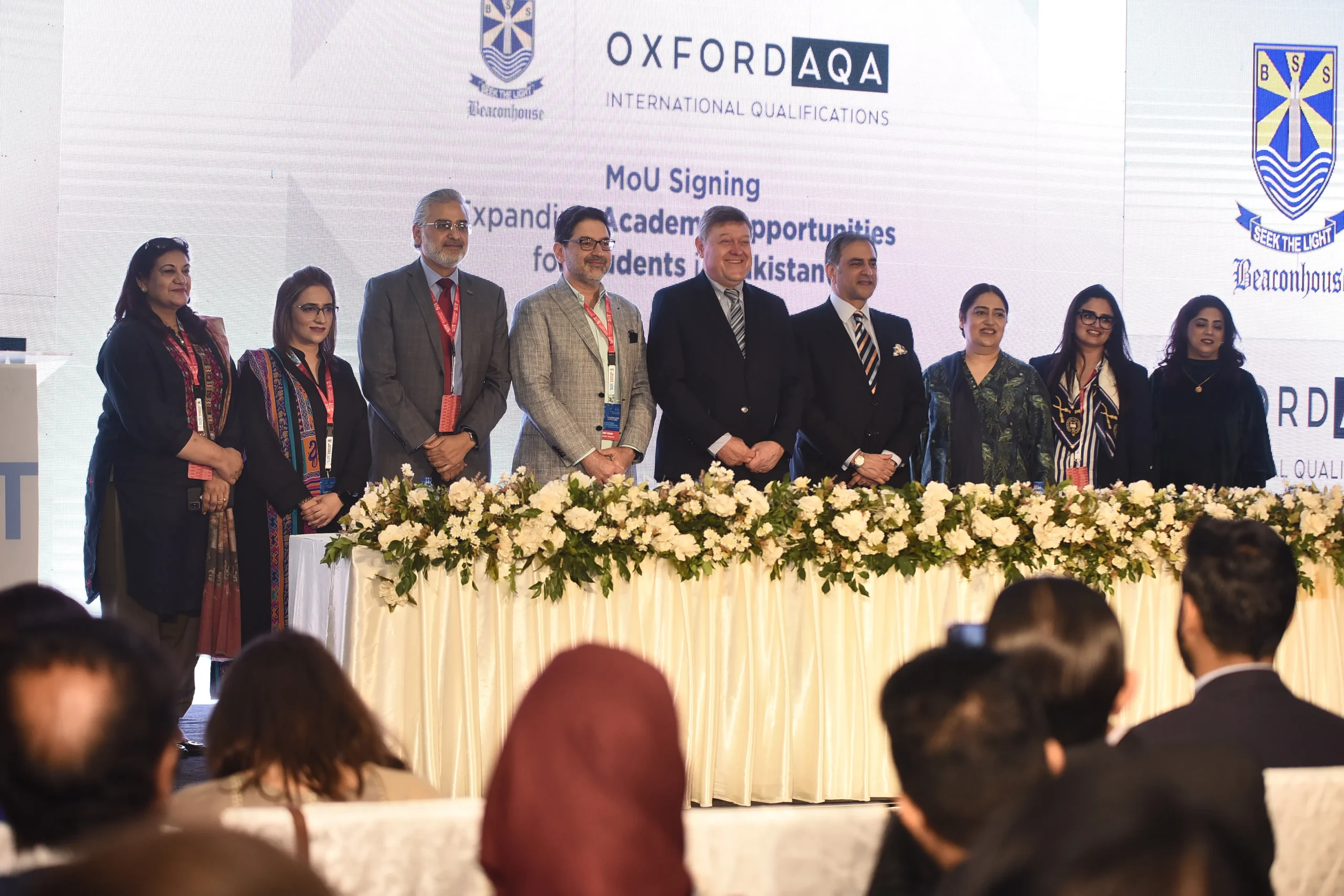 beaconhouse-to-offer-oxfordaqa-qualifications-in-pakistan-pakistan