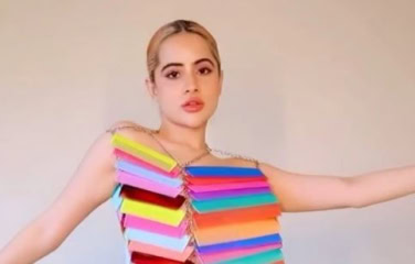 Urfi Javed admits mistake behind leaked inappropriate photos - Pakistan