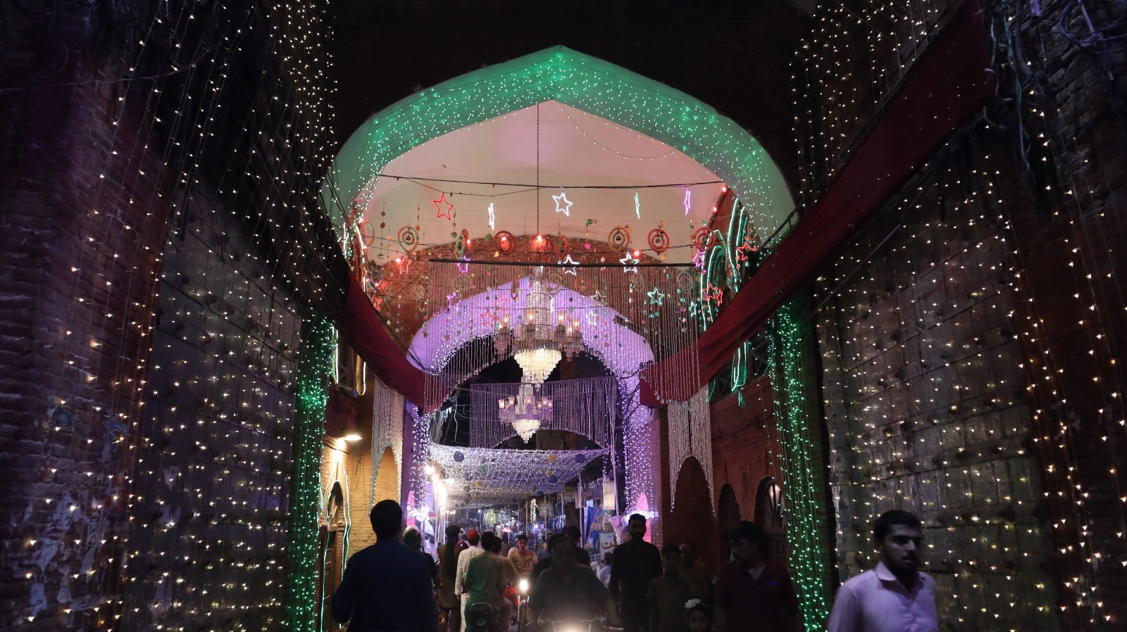 In Pictures Pakistan Shines With Festive Lights For Eid Milad Un Nabi 2024 