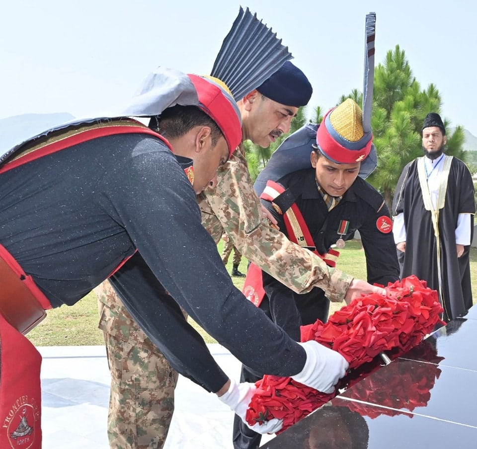 Pakistan Army Chief Asim Munir Praises Kp Law Enforcement During Orakzai Visit 