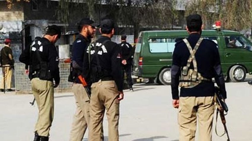 Policeman Among 12 Injured In Quetta Blast