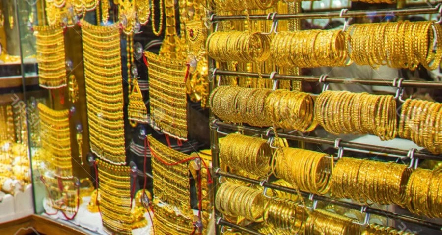 All Time High Gold Prices Climb To Rs281800 Per Tola In Pakistan