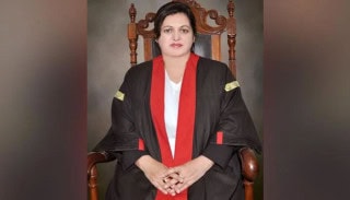 No Male Staff In Women Institutions Lhc Cj