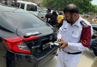 Sindh Decides Crackdown Against Vehicles With Fake Number Plates Tinted Windows