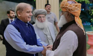 Fazl Meets Pm Shehbaz Once Again To Discuss Madrassas Bill