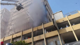 Fire Breaks Out In Multi Storey Building Of Karachi