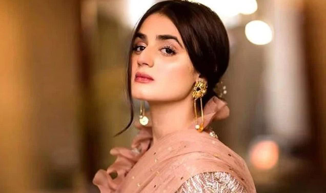 Hira Mani Faces Criticism Over Dance In Bold Attire At Wedding Ceremony