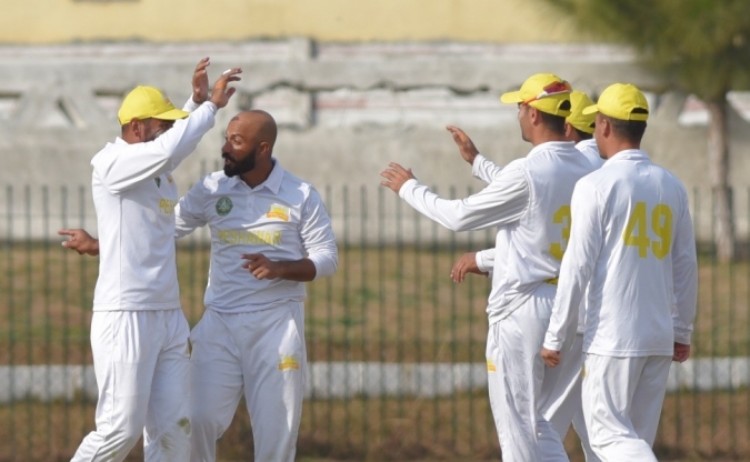 Peshawar Take Lead Over Lahore In Quaid E Azam Trophys Triangular Stage Match