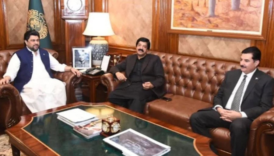 Punjab Sindh And Kp Governors Meet At Governor House In Karachi