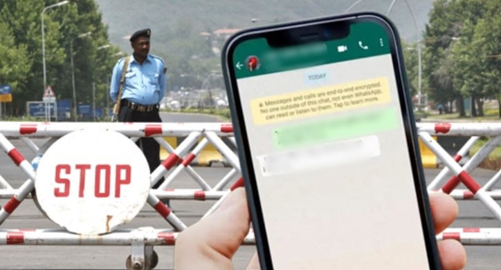 Why Are Islamabad Police Personnel Checking Peoples Whatsapp Gallery At Checkpoints