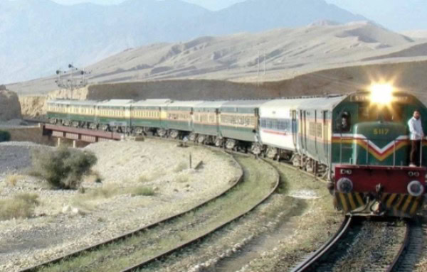 Sindh Announces Thar Desert Train Safari To Promote Tourism