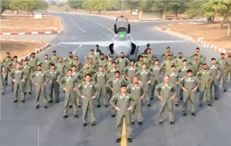 Spears Of Victory 2025 Pakistans Jf 17 Thunder Fighter Jets In Saudi Arabia For Aerial Drills