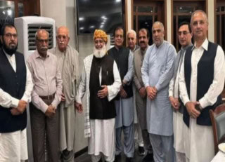 Opposition Expands Anti Govt Alliance Plans To Visit Sindh Today