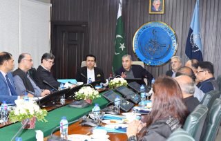 Interior Minister Naqvi Orders Fia Overhaul Crackdown On Illegal Immigration Mafia