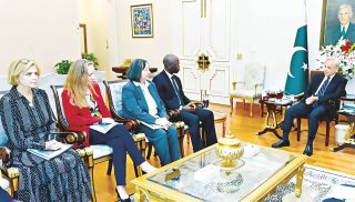 Pm Lauds Wb Support For Pakistans Legitimate Position On Iwt