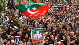 Pti Eyes Power Show At Minar E Pakistan On August 5 In Push For Imran Khans Release