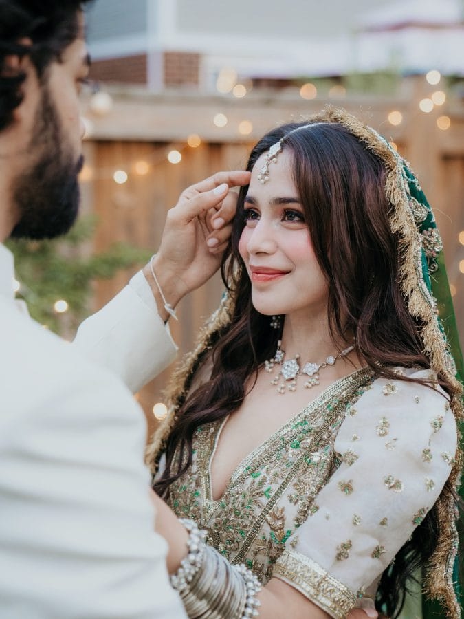 Aima Baig Zain Ahmads Wedding Pictures Leave Fans In Awe