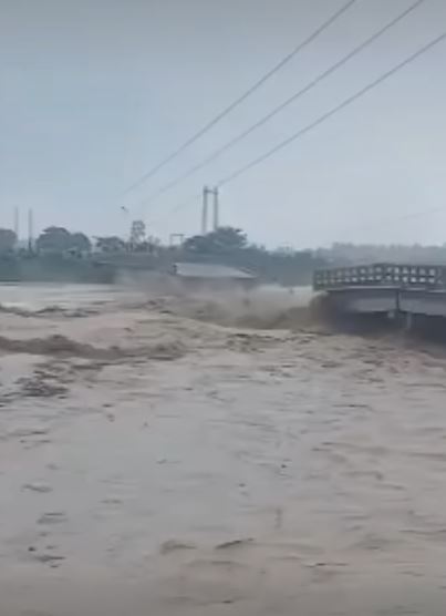 Sialkot Paralyzed As Record 355mm Rain Brings City To Standstill 