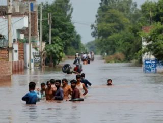 High Flood In Chenab Ravi And Sutlej Put Multan At Risk