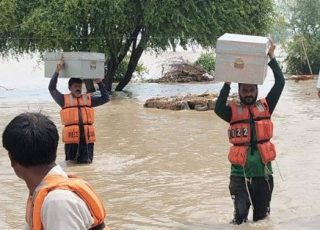Hundreds Of Villages Submerge In South Punjabs Muzaffargarh As Chenab Flood Worsens