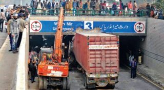Massive Traffic Jam On Lahore Canal Road As Truck Gets Stuck In Underpass