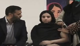 Pakistan Health Minister Publicly Vaccinates Daughter Against Cervical Cancer Amid Propaganda