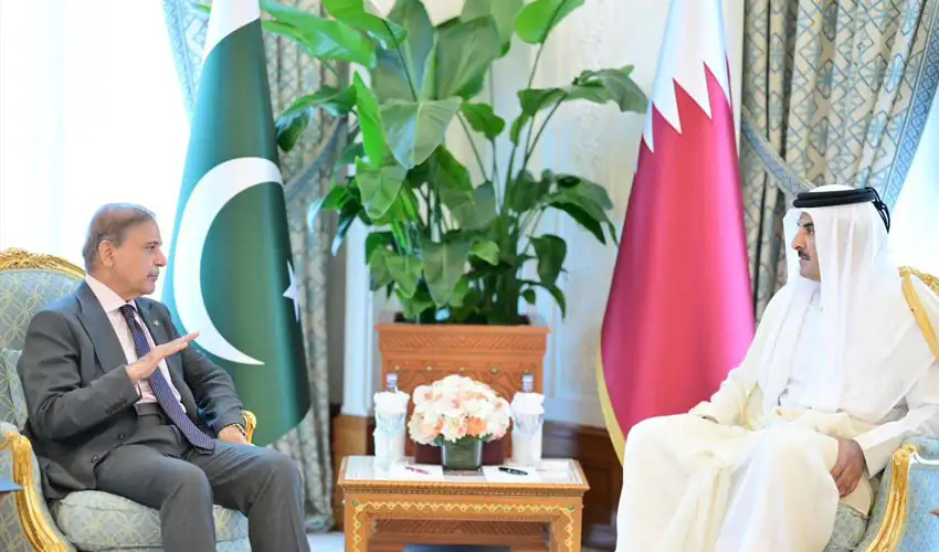 Pm Shehbaz Meets Qatari Emit To Express Full Support Against Israeli Strikes 