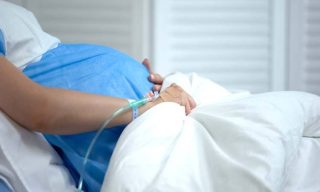 Pregnant Women Warned Against Using This Medicine For Treating Fever Pain